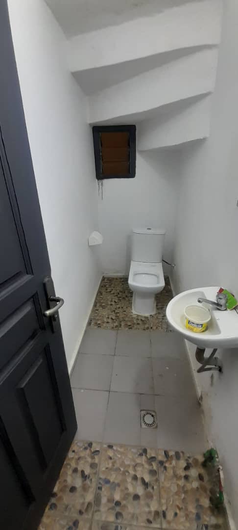 Villa 4 pièces à louer – idéale pour habitation ou bureaux