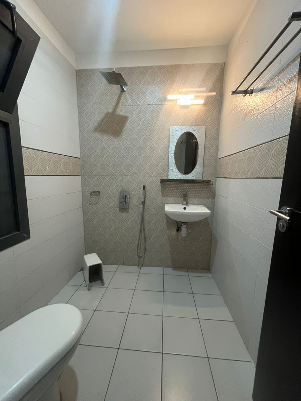 Duplex 5 Pièces Haut Standing à Louer – Cocody, derrière la Cité Les Acacias