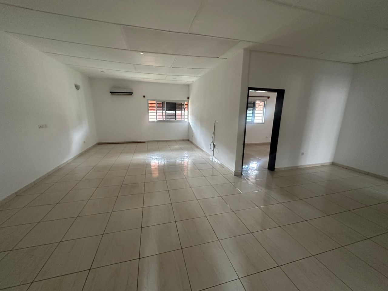 Villa Duplex 4 Pièces + Dépendance à Louer – Riviera 4 Synacassi 2