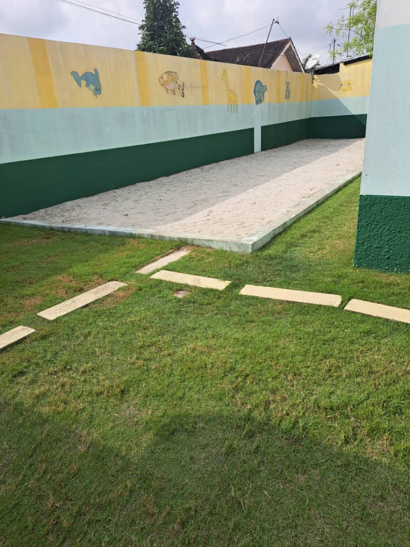 Villa Basse 3 Pièces avec Dépendances et Jardin – Riviera Golf 1