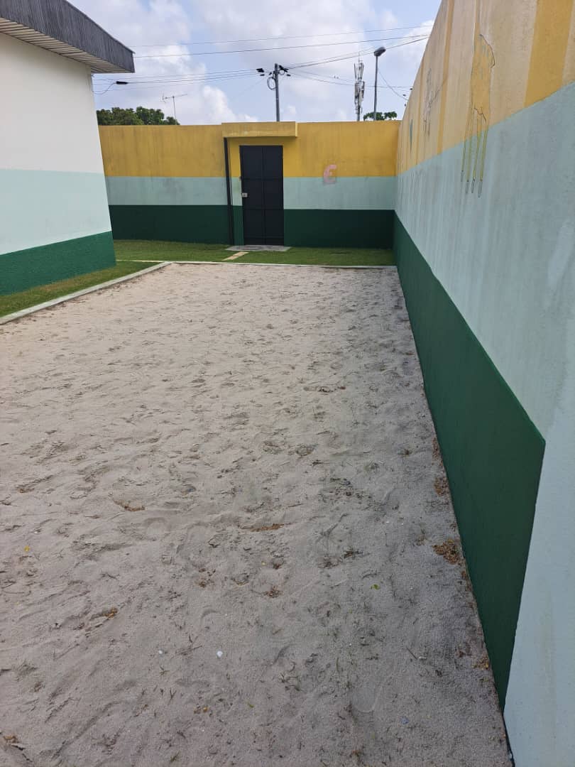 Villa Basse 3 Pièces avec Dépendances et Jardin – Riviera Golf 1