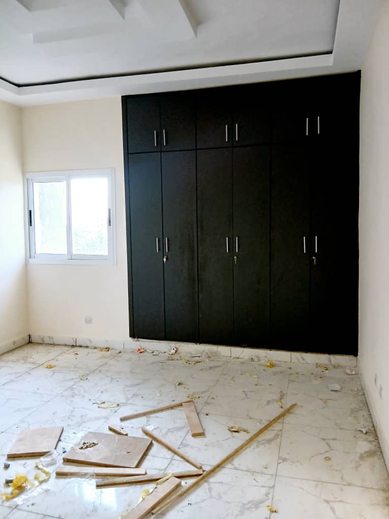 Appartement 3 Pièces Neuf avec Balcons – Cocody Angré CHU