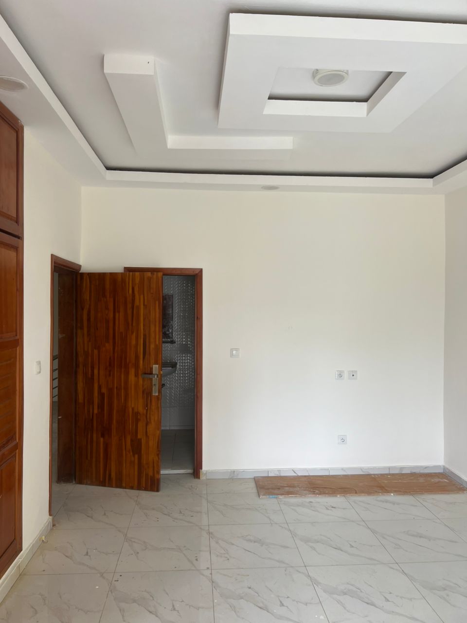 Duplex 4 Chambres avec Jardin – Cocody Angré, Abidjan