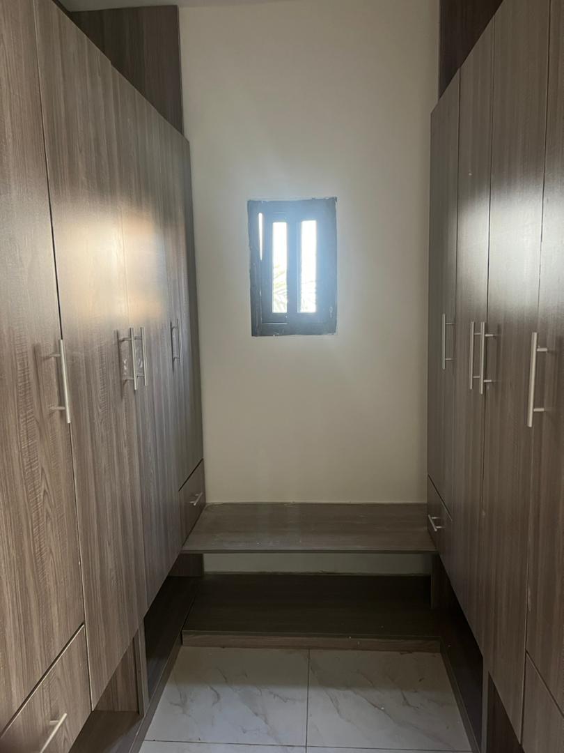 Duplex 4 Chambres avec Jardin – Cocody Angré, Abidjan