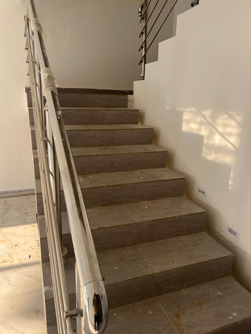 Duplex 4 Chambres avec Jardin – Cocody Angré, Abidjan