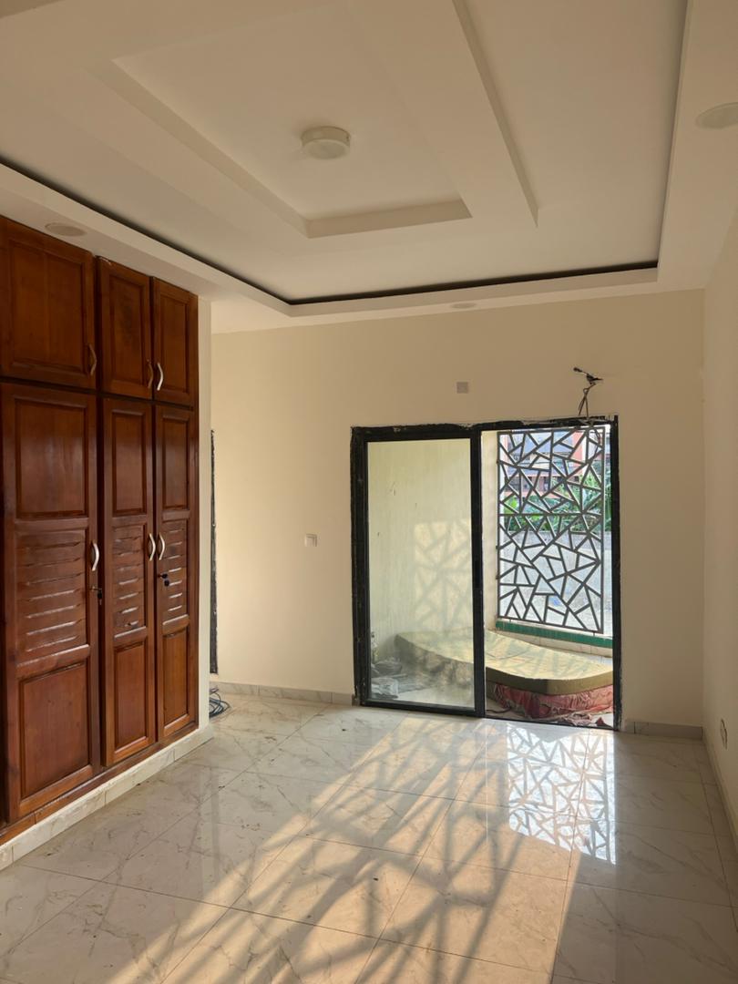 Duplex 4 Chambres avec Jardin – Cocody Angré, Abidjan