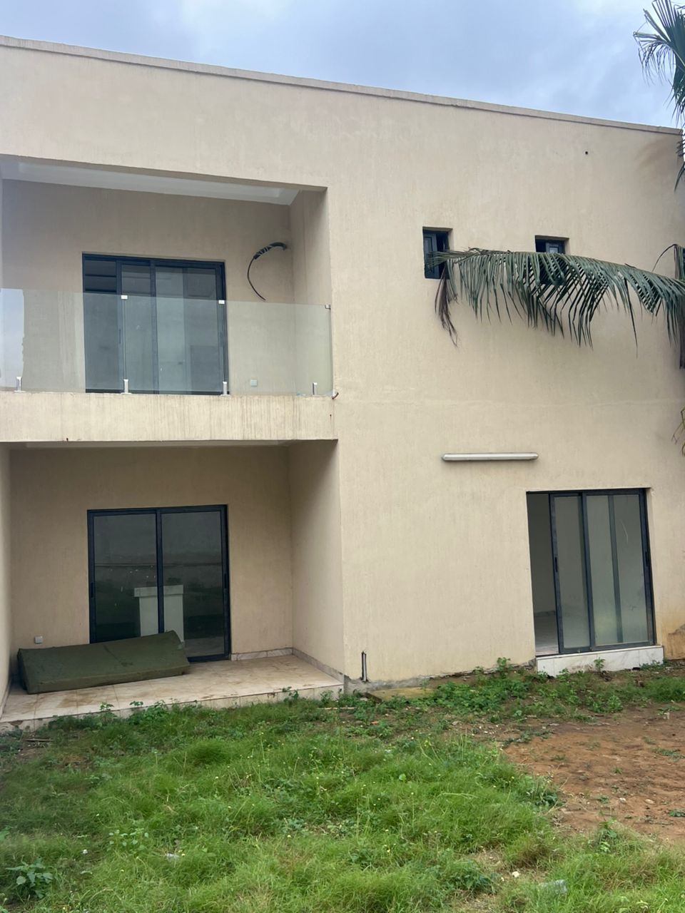 Duplex 4 Chambres avec Jardin – Cocody Angré, Abidjan