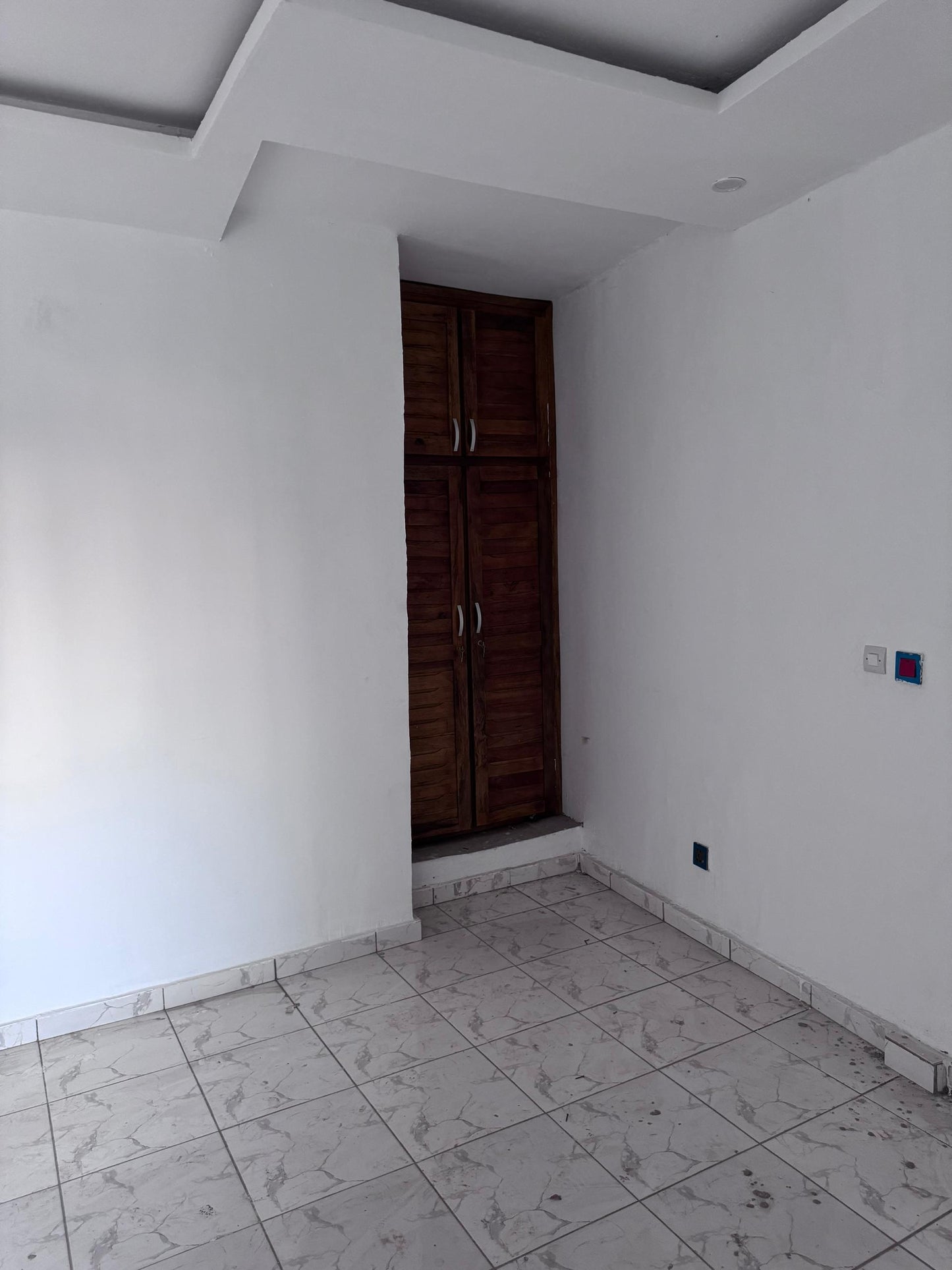 Appartement 3 Pièces – Cocody Angré (Face Cité Militaire)