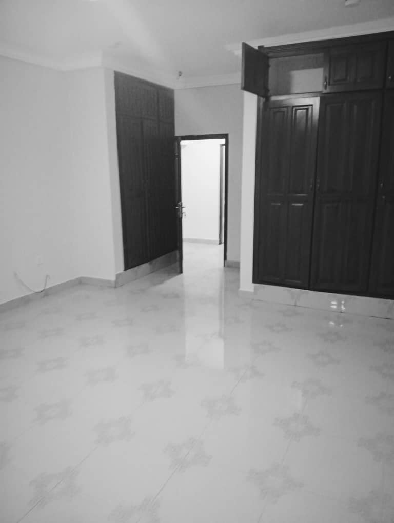 Appartement 3 Pièces – Cocody Riviera 4 (M’Badon)