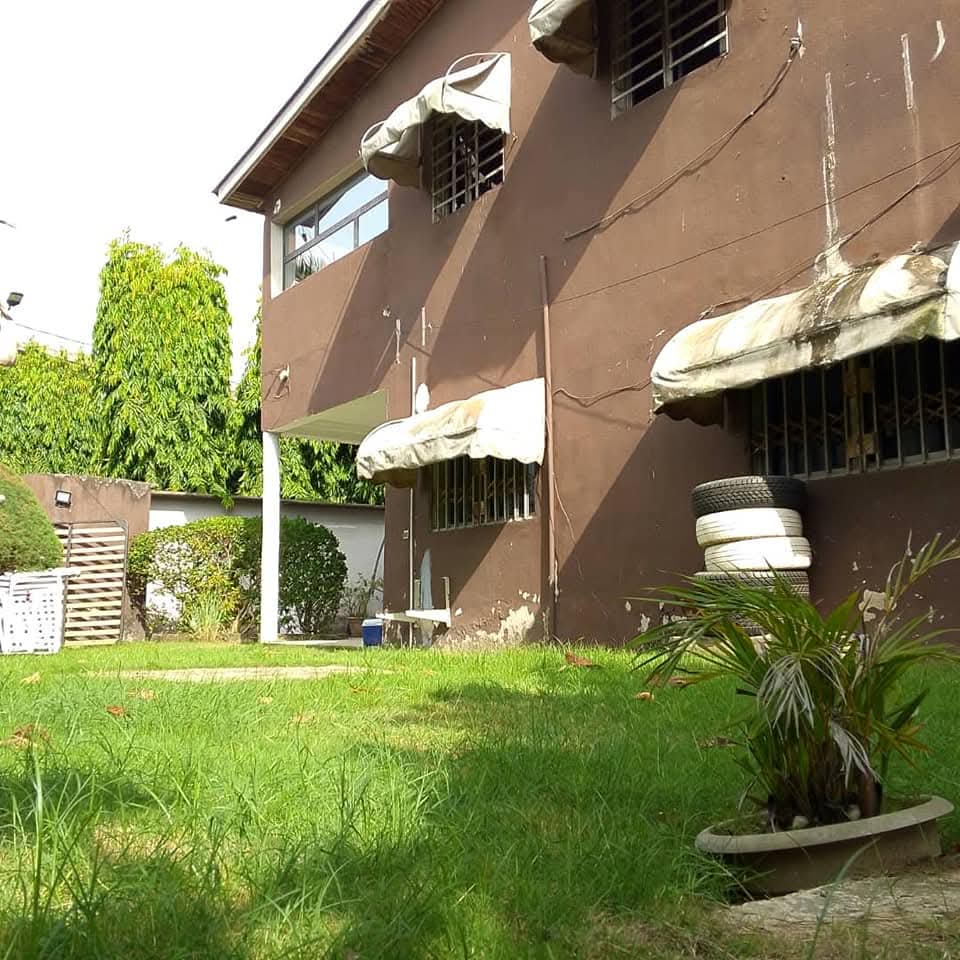 Villa Duplex 7 Pièces – Cocody Riviera Faya (Feh Kessé)
