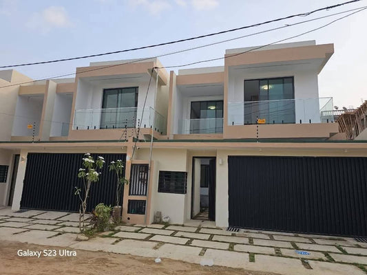 Duplex Haut Standing 7 Pièces + 2 Indépendantes sur 350m² et 500² - Riviera Abatta