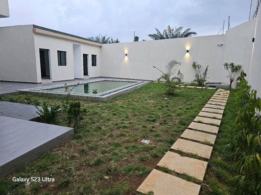 Duplex Haut Standing 7 Pièces + 2 Indépendantes sur 350m² et 500² - Riviera Abatta
