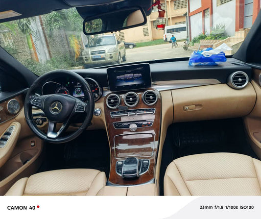 Mercedes  C300  Année 2016