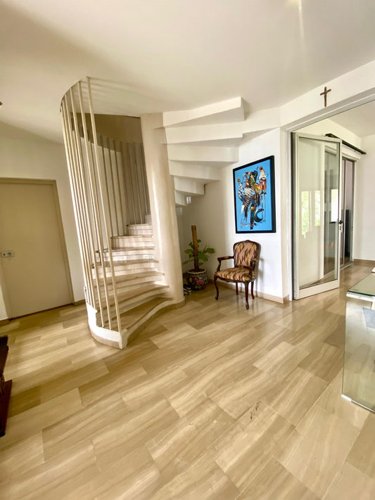 Villa Duplex T8 avec Piscine et Grand Jardin – 2 Plateaux Vallon