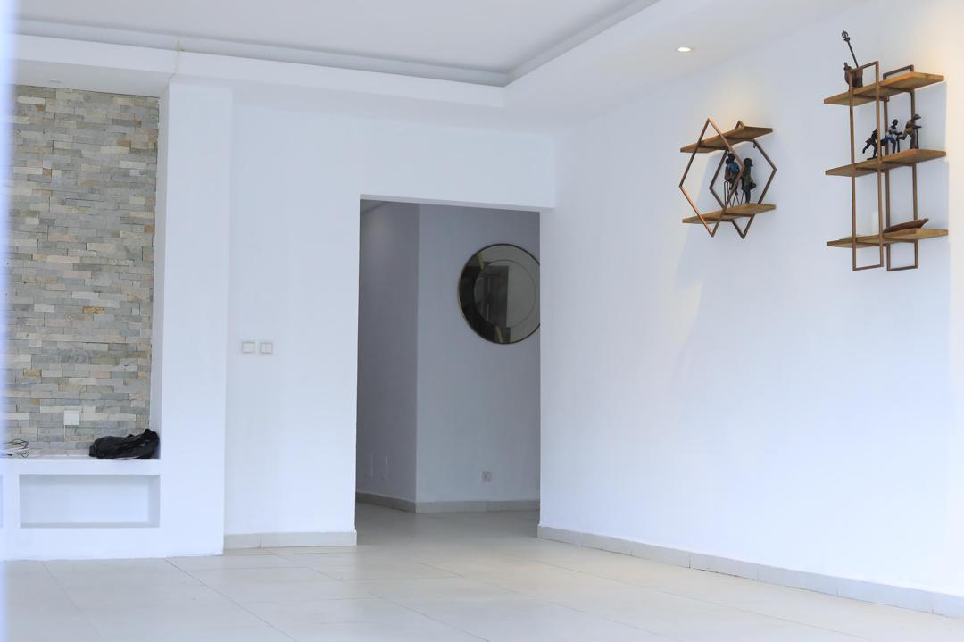 Appartement 4 Pièces avec Balcon – Riviera 4 M’Badon