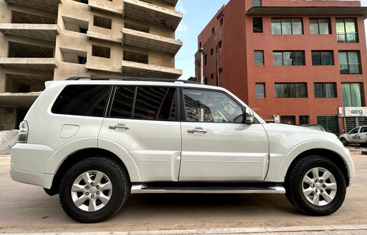 Mitsubishi Pajero GLS Année 2014