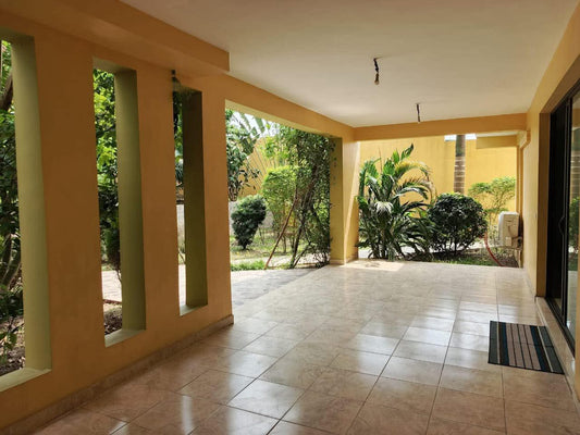 Villa Duplex 5 Pièces avec Jardin – Cocody Bonoumin
