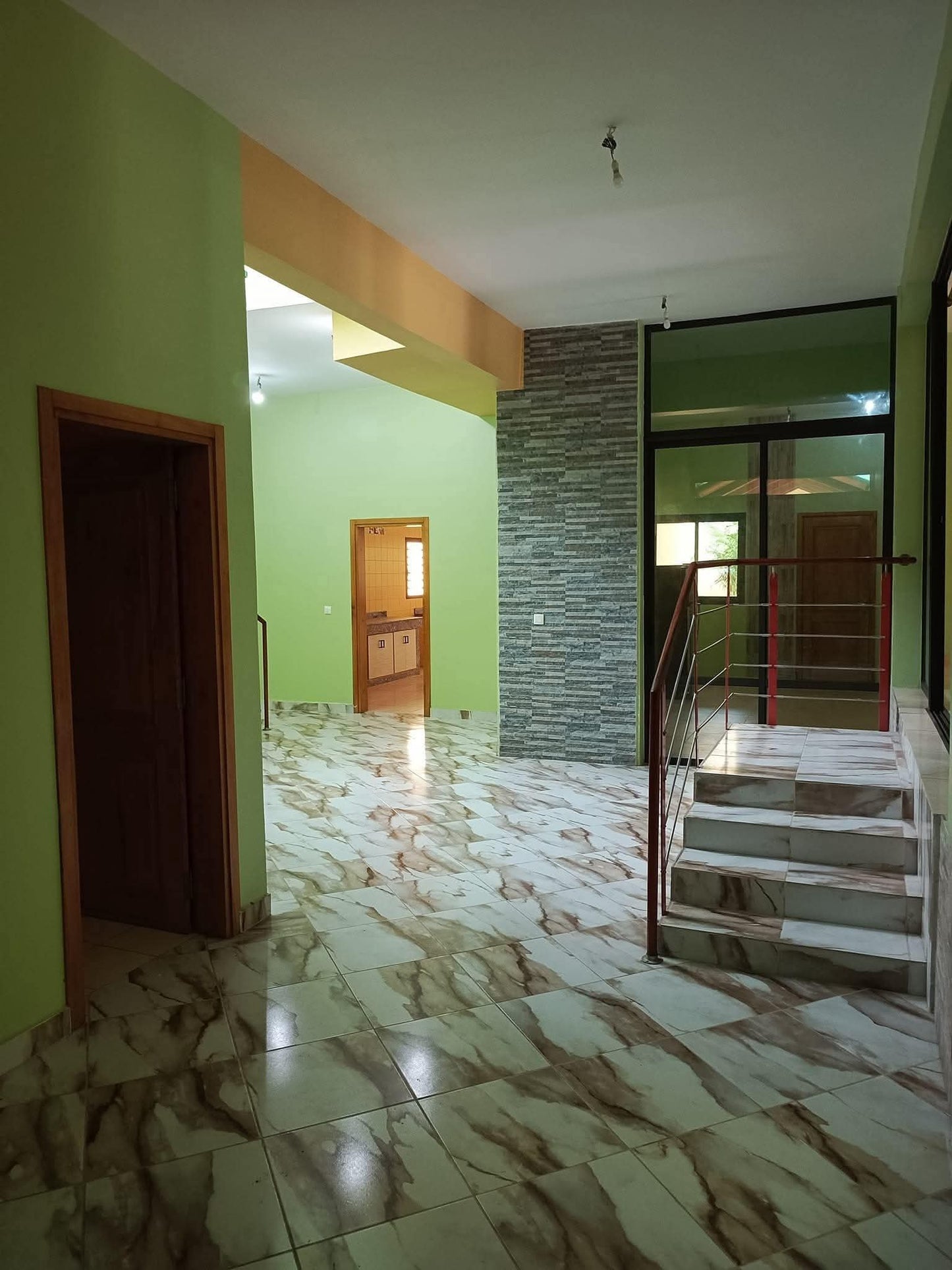 Villa Duplex 5 Pièces avec Jardin – Cocody Bonoumin