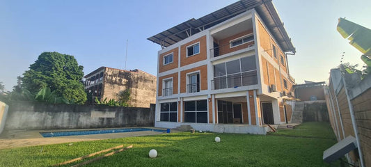 Villa Duplex 5 Pièces avec Piscine – Riviera Bonoumin