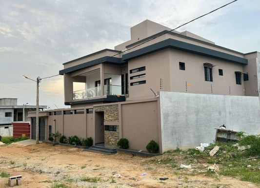 VILLA TRIPLEX À VENDRE – BINGERVILLE PALAIS