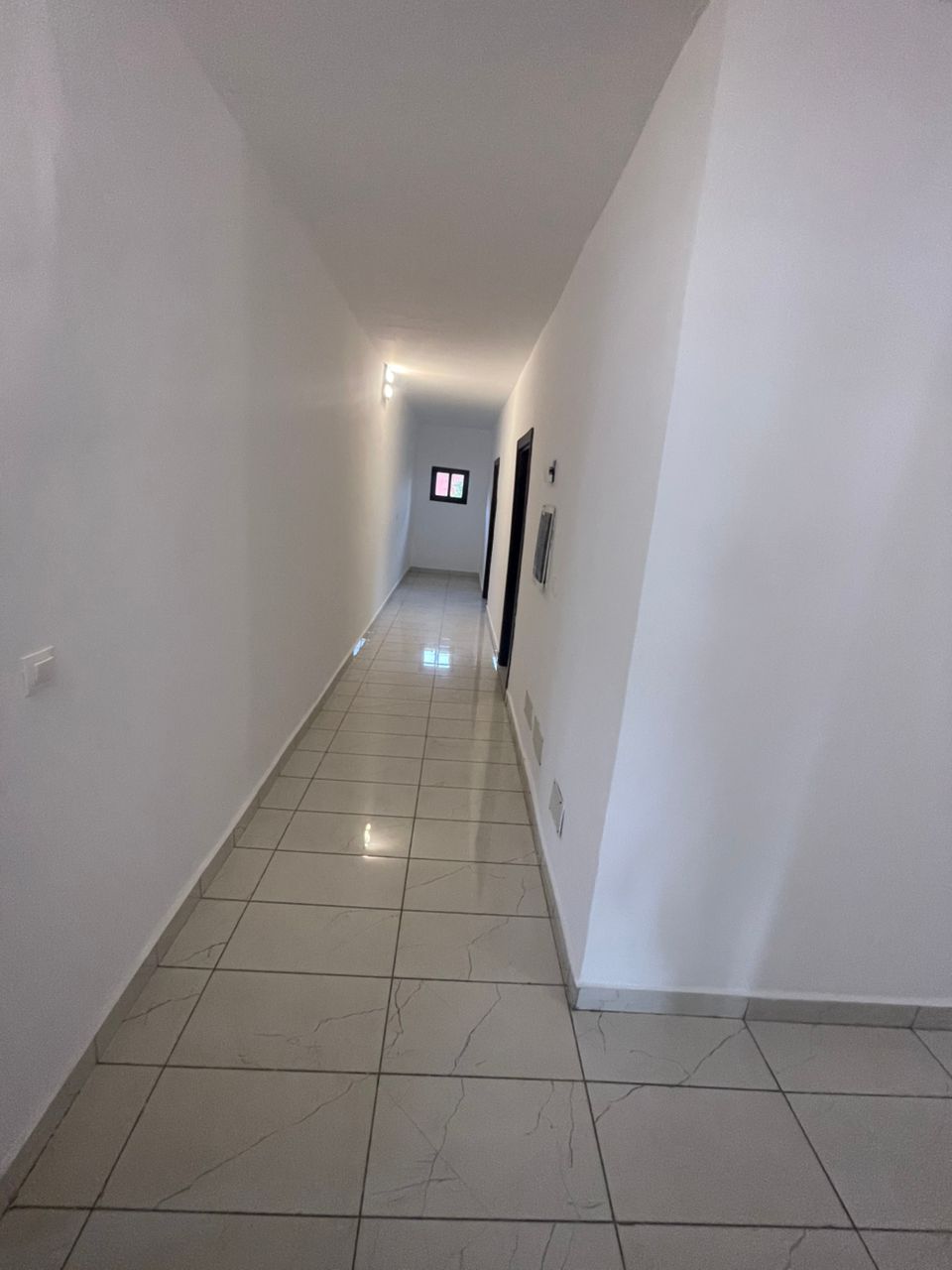Bel Appartement 4 Pièces en Cité Sécurisée – Cocody Riviera 3