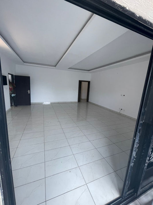 Bel Appartement 4 Pièces en Cité Sécurisée – Cocody Riviera 3