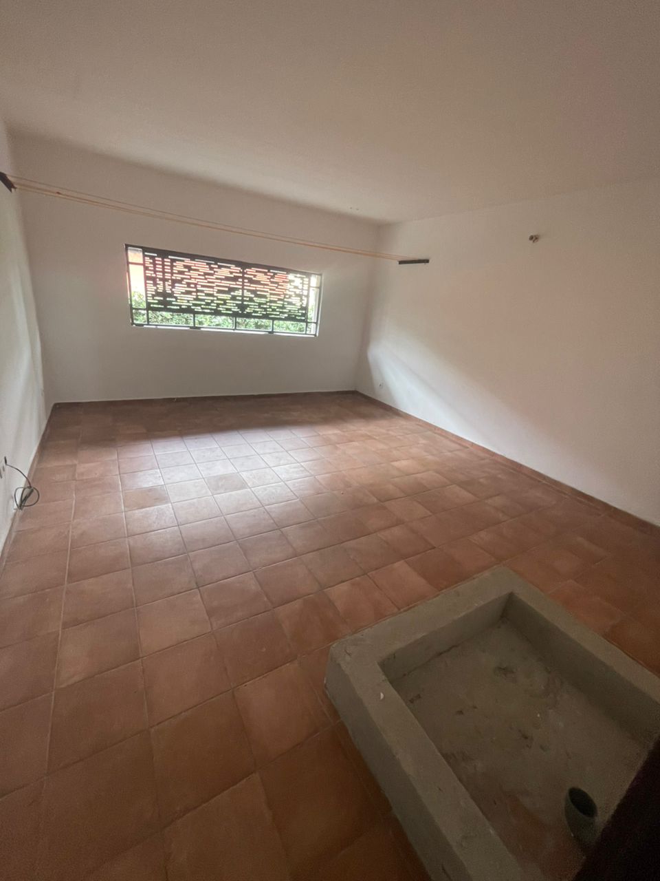 Bel Appartement 4 Pièces en Cité Sécurisée – Cocody Riviera 3
