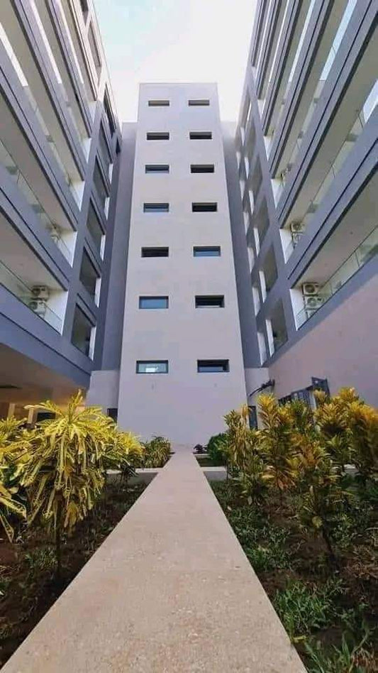 Appartement Haut Standing 5 Pièces avec Salle de Sport – Cocody Danga, Lycée Technique