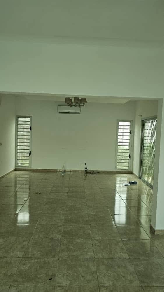 Villa Duplex de 6 pièces avec piscine à louer – Cocody Riviera 3