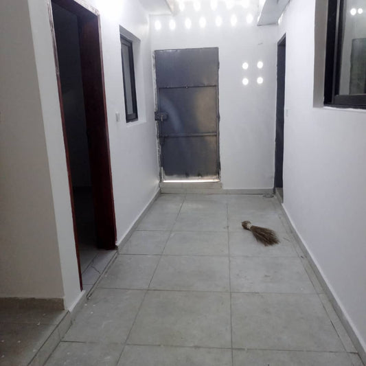 Villa Basse en Vente – Cocody Centre Mermoz