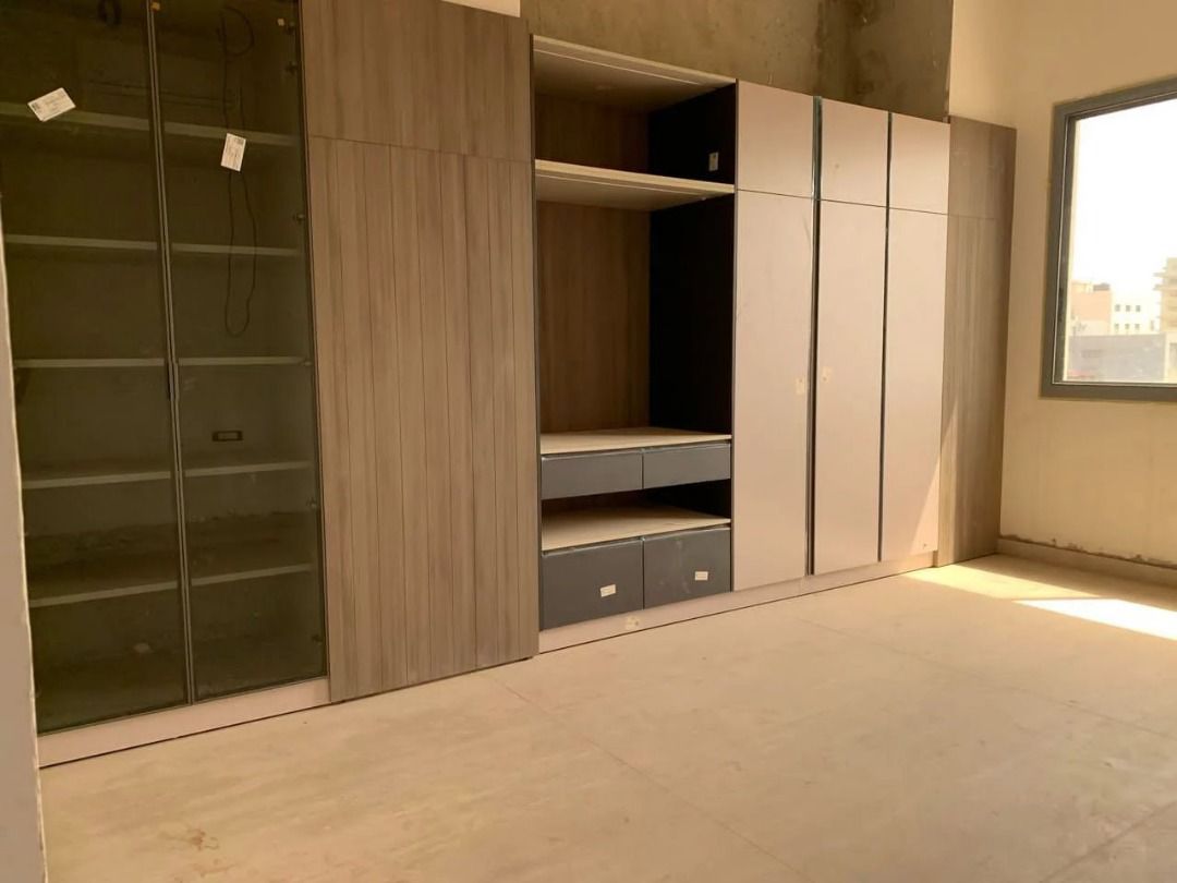 Penthouse de Luxe 5 Pièces avec Piscine – Marcory Zone 4