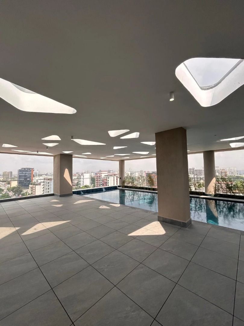 Penthouse de Luxe 5 Pièces avec Piscine – Marcory Zone 4