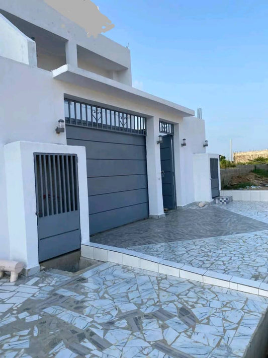 Villa Duplex Moderne 5 Pièces – Cocody Angré 10ᵉ Tranche