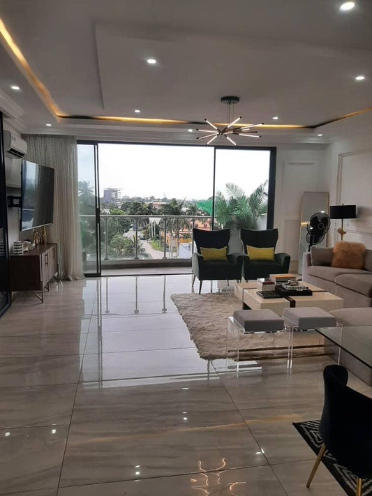 Appartement Haut Standing F4 avec Ascenseur – Cocody 2 Plateaux, Polyclinique / Boulevard Latrille