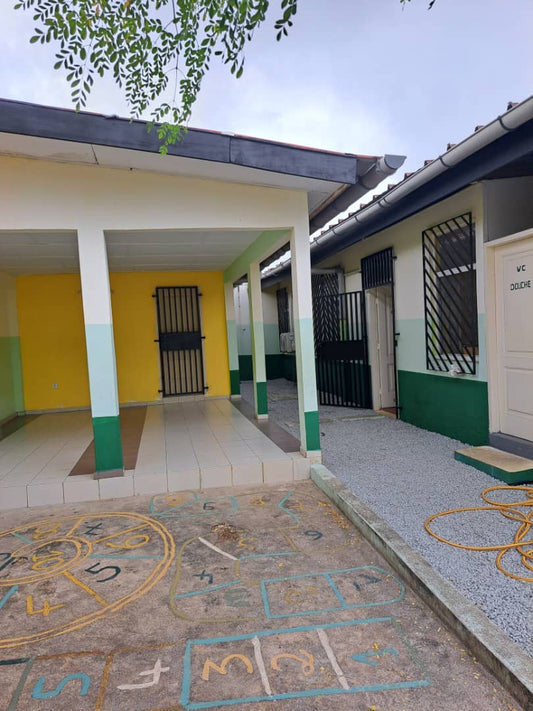 Villa Basse 3 Pièces avec Dépendances et Jardin – Riviera Golf 1