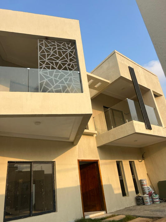 Duplex 4 Chambres avec Jardin – Cocody Angré, Abidjan