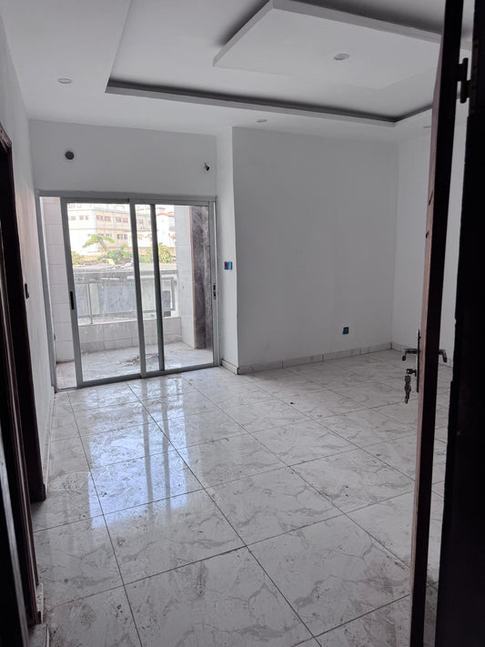 Appartement 3 Pièces – Cocody Angré (Face Cité Militaire)