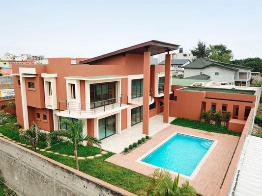 Villa d’Architecte avec Piscine et Jardin – M’Badon