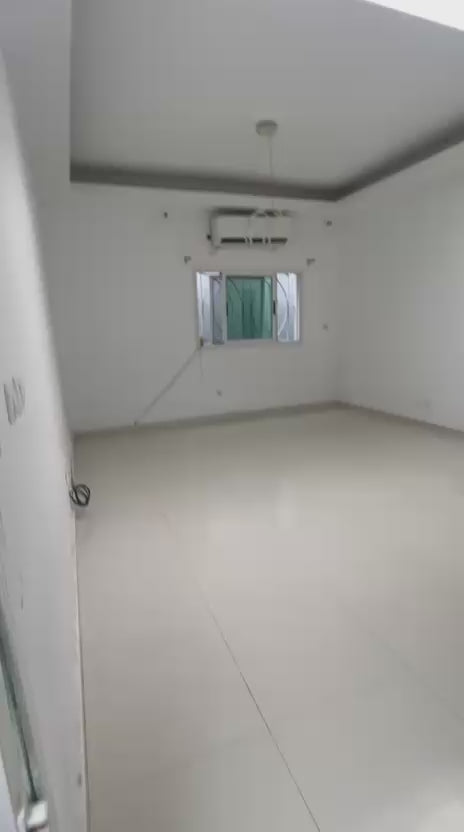 Villa 3 pièces + dépendance à vendre – Route d’Abatta (derrière station Ola)